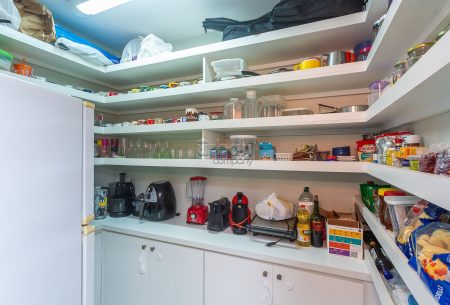 Casa com 350m², 3 quartos, 1 suíte, 2 vagas, no bairro Petrópolis em Porto Alegre