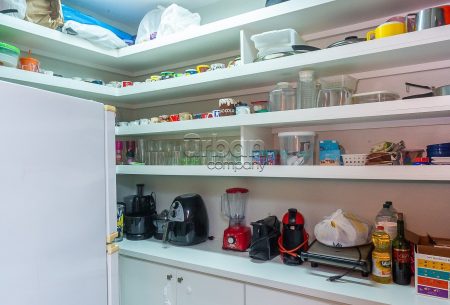 Casa com 350m², 3 quartos, 1 suíte, 2 vagas, no bairro Petrópolis em Porto Alegre