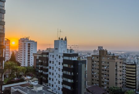 Apartamento com 174m², 3 quartos, 3 suítes, 3 vagas, no bairro Mont Serrat em Porto Alegre