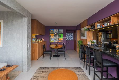 Apartamento com 101m², 2 quartos, 1 suíte, 1 vaga, no bairro Rio Branco em Porto Alegre