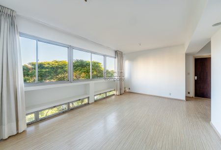 Apartamento com 110m², 3 quartos, 1 suíte, 1 vaga, no bairro Petrópolis em Porto Alegre