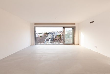 Apartamento com 123m², 3 quartos, 1 suíte, 2 vagas, no bairro Chácara Das Pedras em Porto Alegre
