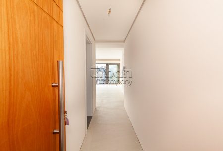 Apartamento com 123m², 3 quartos, 1 suíte, 2 vagas, no bairro Chácara Das Pedras em Porto Alegre