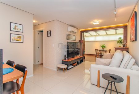 Apartamento Garden com 83m², 2 quartos, 1 suíte, 1 vaga, no bairro Rio Branco em Porto Alegre