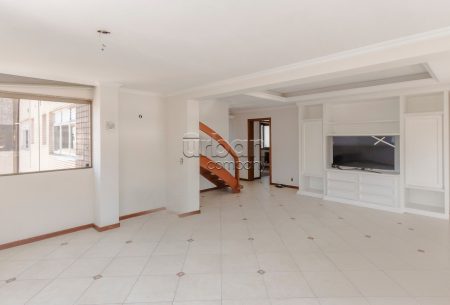 Cobertura com 222m², 2 quartos, 1 suíte, 2 vagas, no bairro Moinhos de Vento em Porto Alegre