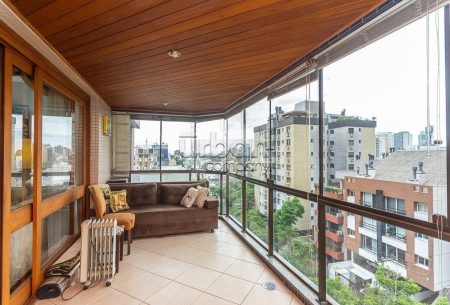 Apartamento com 164m², 3 quartos, 1 suíte, 2 vagas, no bairro Mont Serrat em Porto Alegre