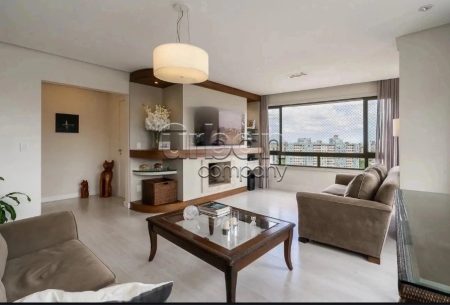 Apartamento com 182m², 3 quartos, 3 suítes, 3 vagas, no bairro Petrópolis em Porto Alegre