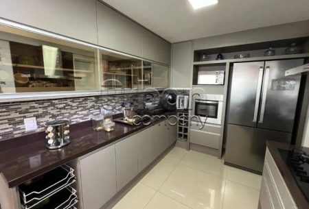 Apartamento com 128m², 3 quartos, 3 suítes, 2 vagas, no bairro Marechal Rondon em Canoas