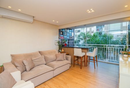 Apartamento com 90m², 3 quartos, 1 suíte, 2 vagas, no bairro Jardim Sabará em Porto Alegre