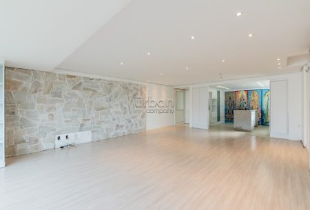 Apartamento com 118m², 3 quartos, 1 suíte, 2 vagas, no bairro Moinhos de Vento em Porto Alegre