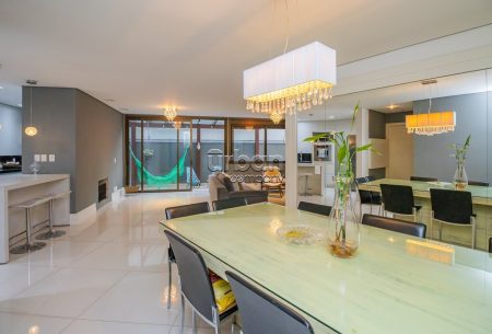 Apartamento Garden com 151m², 3 quartos, 1 suíte, 3 vagas, no bairro Boa Vista em Porto Alegre