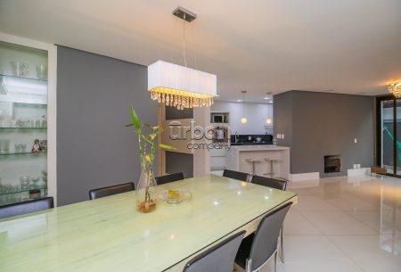 Apartamento Garden com 151m², 3 quartos, 1 suíte, 3 vagas, no bairro Boa Vista em Porto Alegre