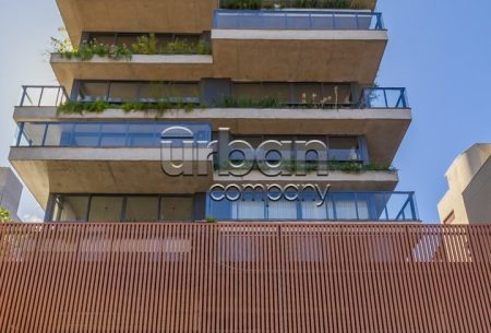 Apartamento com 117m², 3 quartos, 1 suíte, 2 vagas, no bairro Petrópolis em Porto Alegre