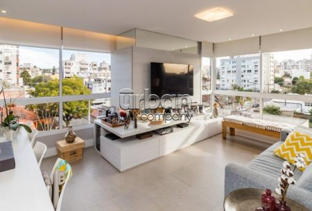 Apartamento com 75m², 3 quartos, 1 suíte, 2 vagas, no bairro Passo da Areia em Porto Alegre