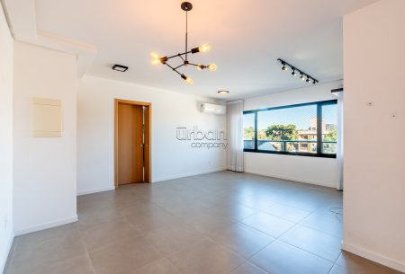 Apartamento com 102m², 3 quartos, 1 suíte, 2 vagas, no bairro Passo da Areia em Porto Alegre