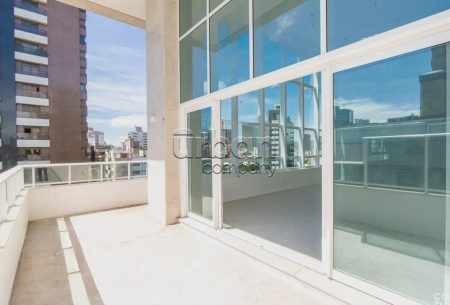 Apartamento com 305m², 4 quartos, 4 suítes, 4 vagas, no bairro Petrópolis em Porto Alegre