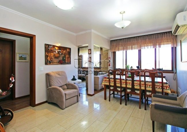 Apartamento com 106m², 2 quartos, 1 suíte, 1 vaga, no bairro Petrópolis em Porto Alegre