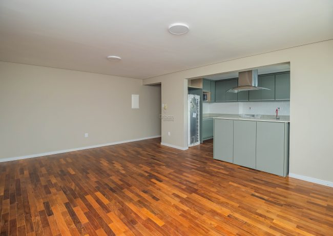 Apartamento com 108m², 3 quartos, 1 suíte, 1 vaga, no bairro Três Figueiras em Porto Alegre