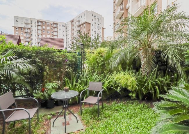 Apartamento Garden com 85m², 2 quartos, 1 suíte, 1 vaga, no bairro Jardim Itu-sabará em Porto Alegre