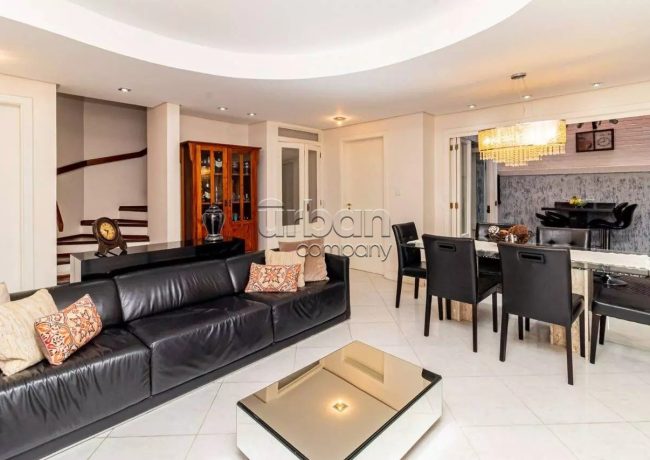 Casa em Condomínio com 214m², 3 quartos, 2 vagas, no bairro Chácara Das Pedras em Porto Alegre
