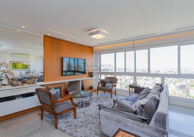 Apartamento com 126m², 3 quartos, 3 suítes, 3 vagas, no bairro Petrópolis em Porto Alegre
