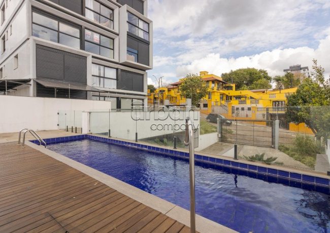 Apartamento com 87m², 2 quartos, 1 suíte, 2 vagas, no bairro Cristo Redentor em Porto Alegre
