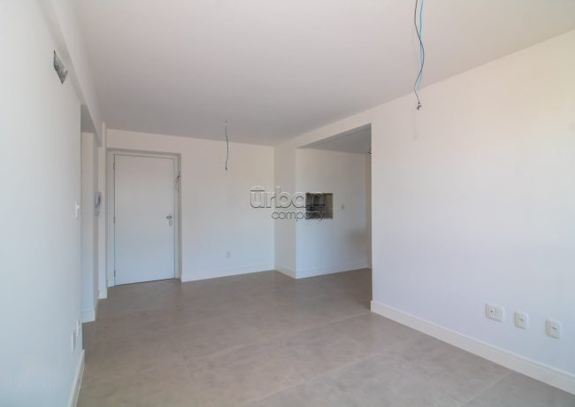 Apartamento com 50m², 1 quarto, 1 suíte, 1 vaga, no bairro Passo da Areia em Porto Alegre