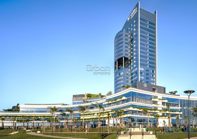 Sala com 35m², 1 vaga, no bairro Praia de Belas em Porto Alegre