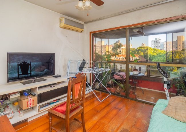 Apartamento com 111m², 3 quartos, 1 vaga, no bairro Petrópolis em Porto Alegre