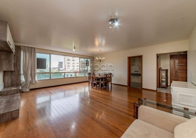 Apartamento com 127m², 3 quartos, 2 suítes, 2 vagas, no bairro Moinhos de Vento em Porto Alegre