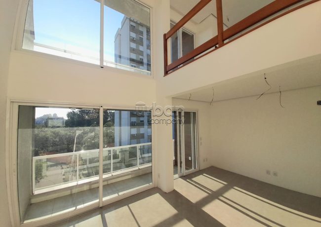 Cobertura com 198m², 3 quartos, 1 suíte, 2 vagas, no bairro Jardim Itu em Porto Alegre