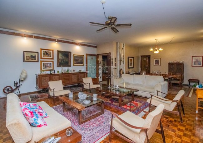 Apartamento com 197m², 3 quartos, 2 suítes, 1 vaga, no bairro Auxiliadora em Porto Alegre