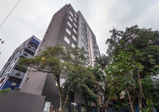 Apartamento Garden com 108m², 2 quartos, 1 suíte, 1 vaga, no bairro Menino Deus em Porto Alegre
