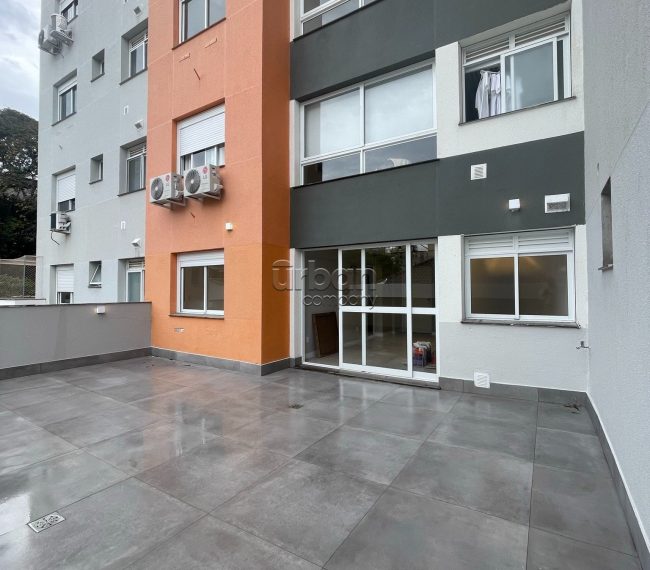 Apartamento com 85m², 1 quarto, 1 vaga, no bairro Passo da Areia em Porto Alegre