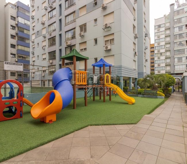Apartamento com 84m², 3 quartos, 1 suíte, 1 vaga, no bairro Boa Vista em Porto Alegre