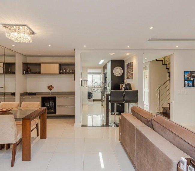 Casa em Condomínio com 156m², 3 quartos, 1 suíte, 2 vagas, no bairro Ecoville em Porto Alegre