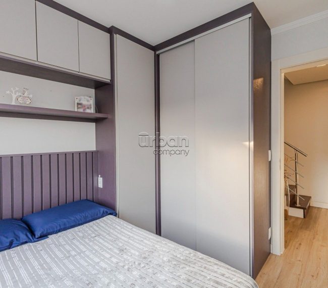 Casa em Condomínio com 156m², 3 quartos, 1 suíte, 2 vagas, no bairro Ecoville em Porto Alegre