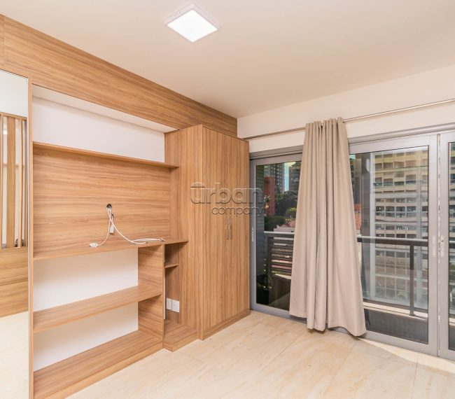 Apartamento com 39m², 1 quarto, 1 suíte, 1 vaga, no bairro São João em Porto Alegre