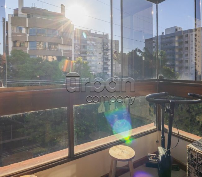 Apartamento com 86m², 2 quartos, 1 vaga, no bairro Petrópolis em Porto Alegre