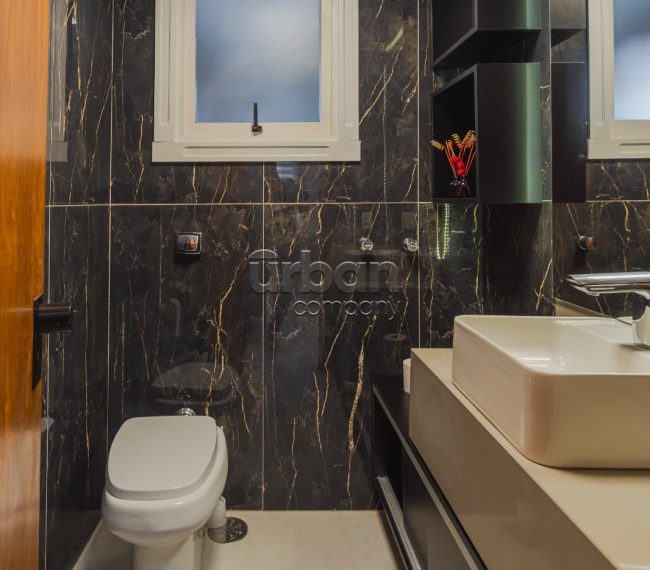 Apartamento Garden com 71m², 2 quartos, 1 suíte, 1 vaga, no bairro Petrópolis em Porto Alegre