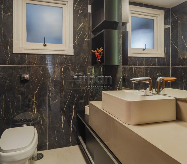 Apartamento Garden com 71m², 2 quartos, 1 suíte, 1 vaga, no bairro Petrópolis em Porto Alegre