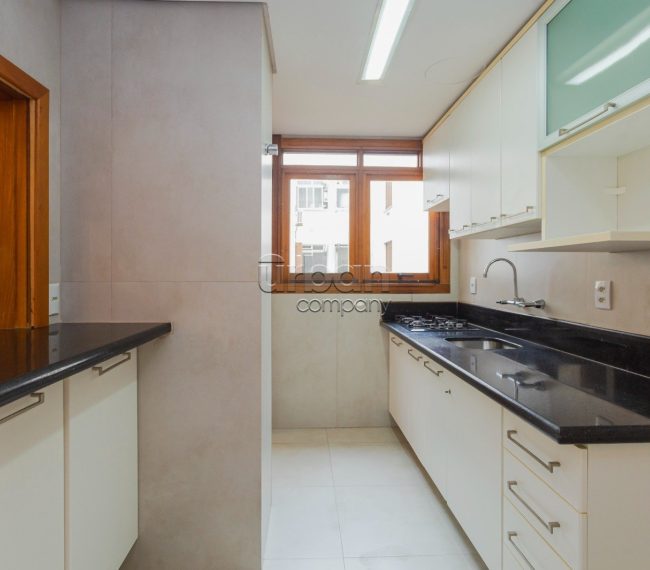 Apartamento Garden com 71m², 2 quartos, 1 suíte, 1 vaga, no bairro Petrópolis em Porto Alegre