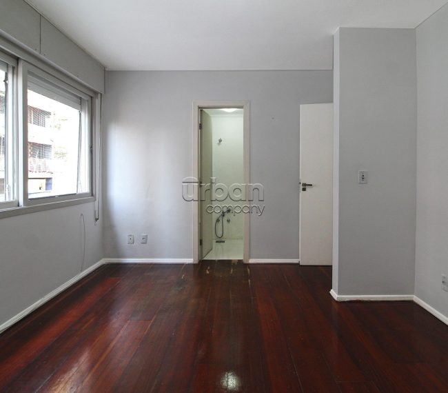 Apartamento com 128m², 3 quartos, 1 suíte, 1 vaga, no bairro Bela Vista em Porto Alegre