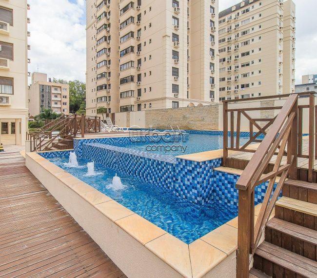 Apartamento com 74m², 2 quartos, 1 suíte, 2 vagas, no bairro Passo da Areia em Porto Alegre