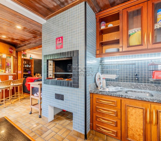 Apartamento com 167m², 3 quartos, 1 suíte, 2 vagas, no bairro Higienópolis em Porto Alegre