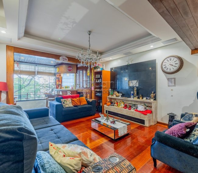 Apartamento com 167m², 3 quartos, 1 suíte, 2 vagas, no bairro Higienópolis em Porto Alegre