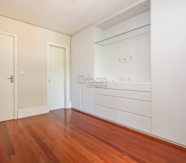 Apartamento com 109m², 3 quartos, 1 suíte, 1 vaga, no bairro Petrópolis em Porto Alegre