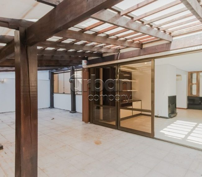 Apartamento Garden com 118m², 3 quartos, 1 suíte, 2 vagas, no bairro Petrópolis em Porto Alegre
