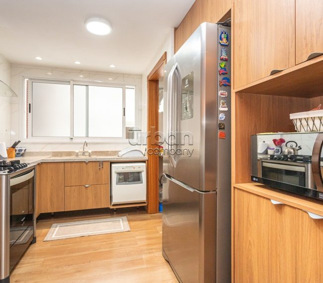 Apartamento com 142m², 3 quartos, 2 vagas, no bairro Petrópolis em Porto Alegre