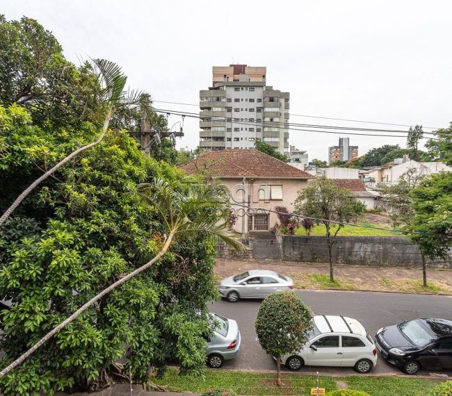 Apartamento com 142m², 3 quartos, 2 vagas, no bairro Petrópolis em Porto Alegre